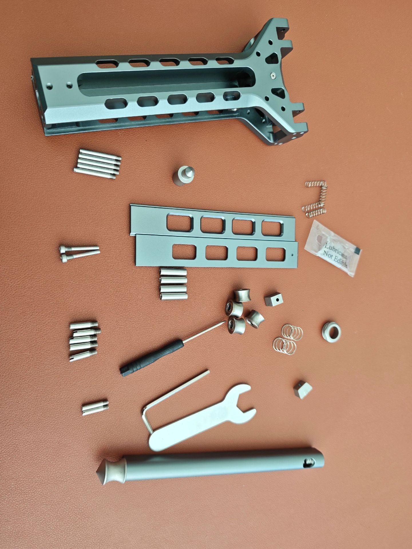 Semi-automatic slingshot