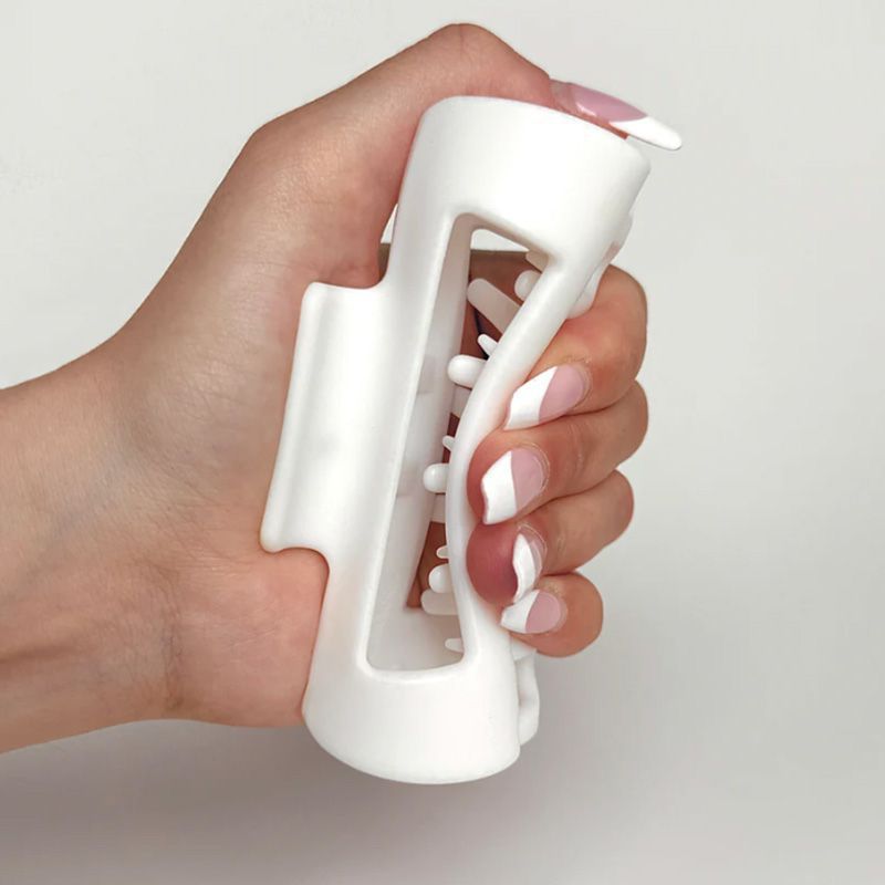 Soft silicone shark clip, safe and high-grade grip clip, anti-fall and not easy to break