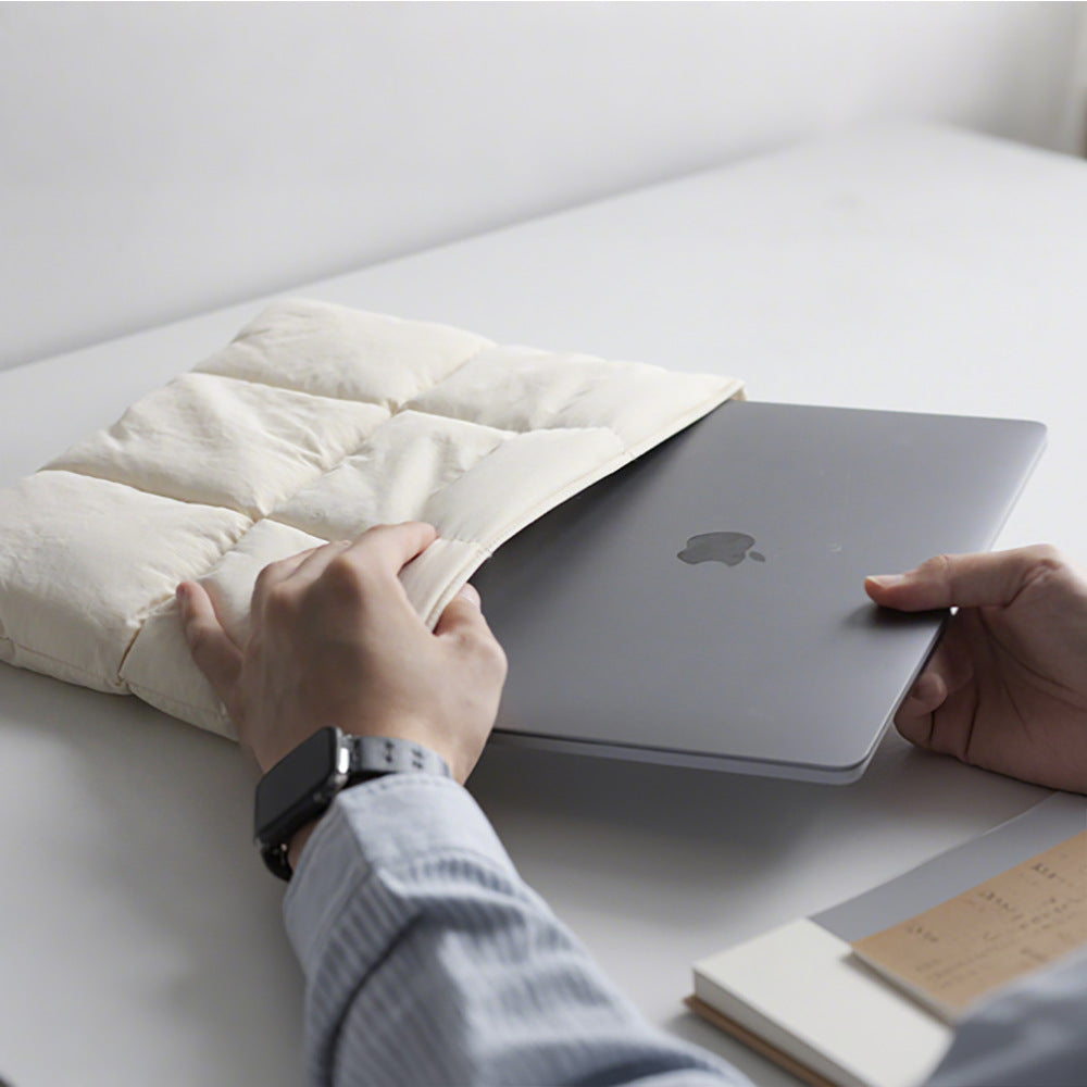Magnetic puff pillow bag 13.6-inch air Apple M4 laptop 14.2-inch MacBook inner bag
