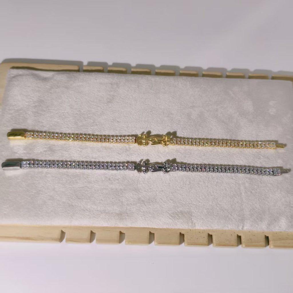 Jewelry racing bracelet