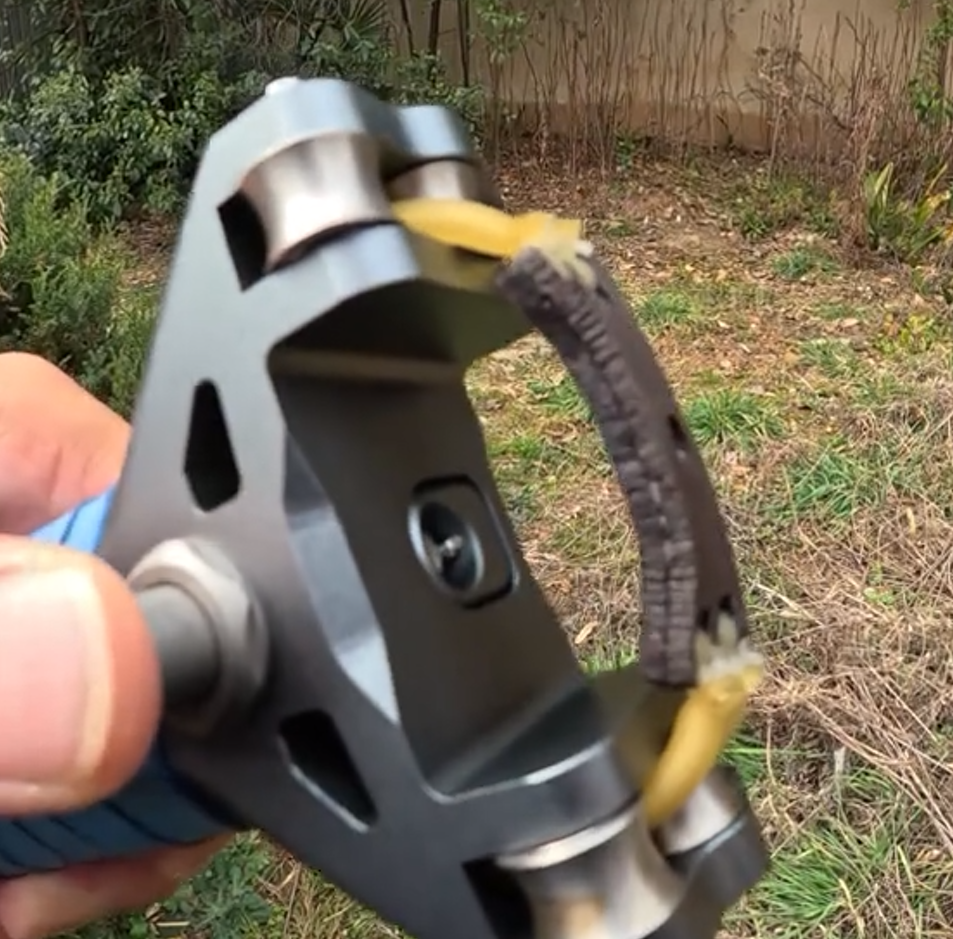 Semi-automatic slingshot