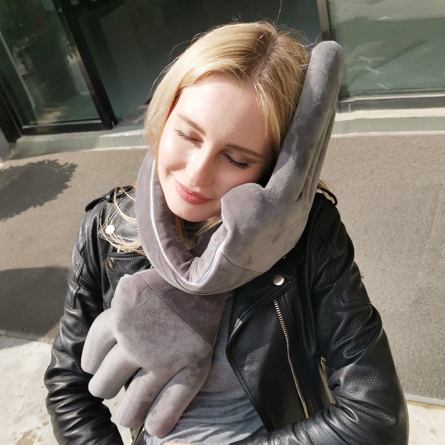 Multifunctional Lazy Memory Foam Hand Pillow