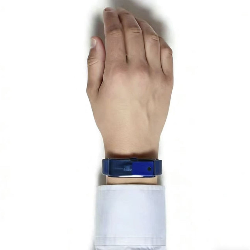 Fragrance spray bracelet portable aromatherapy accessory