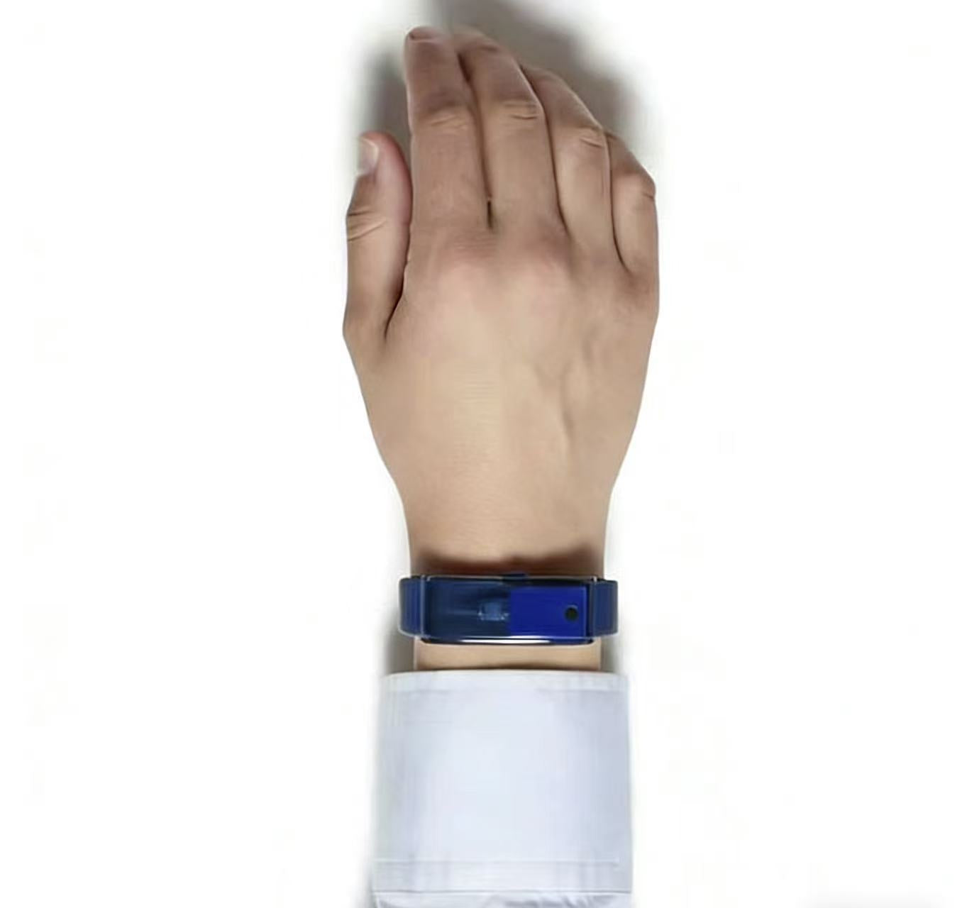 Fragrance spray bracelet portable aromatherapy accessory