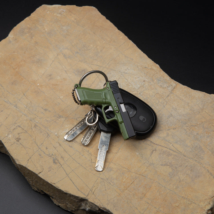 1:3.5 Glock G17 model semi-alloy keychain