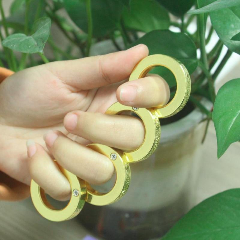 Self-Defense Weapon: Knuckle Duster Ring