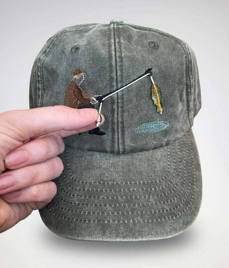 Embroidered Fisherman Hat with Pull-Up Glass Fish