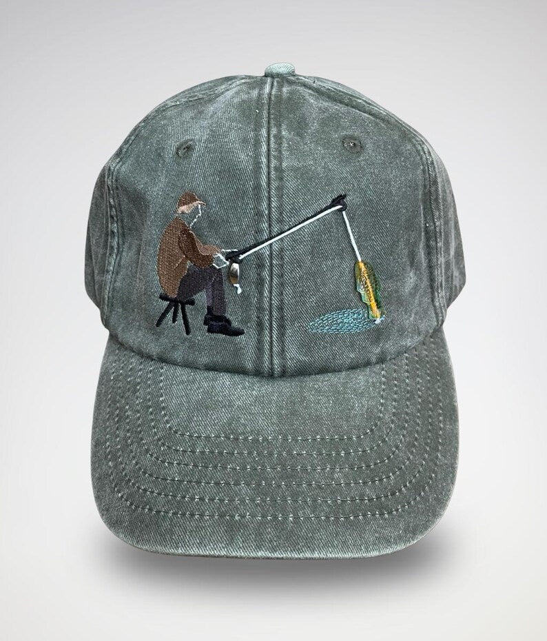 Embroidered Fisherman Hat with Pull-Up Glass Fish