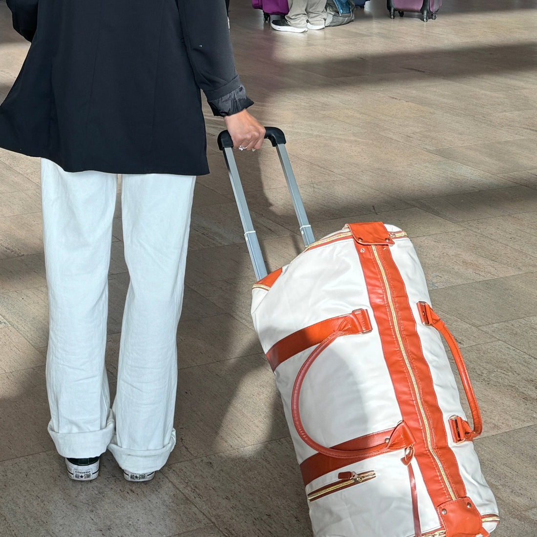 Large capacity travel bag