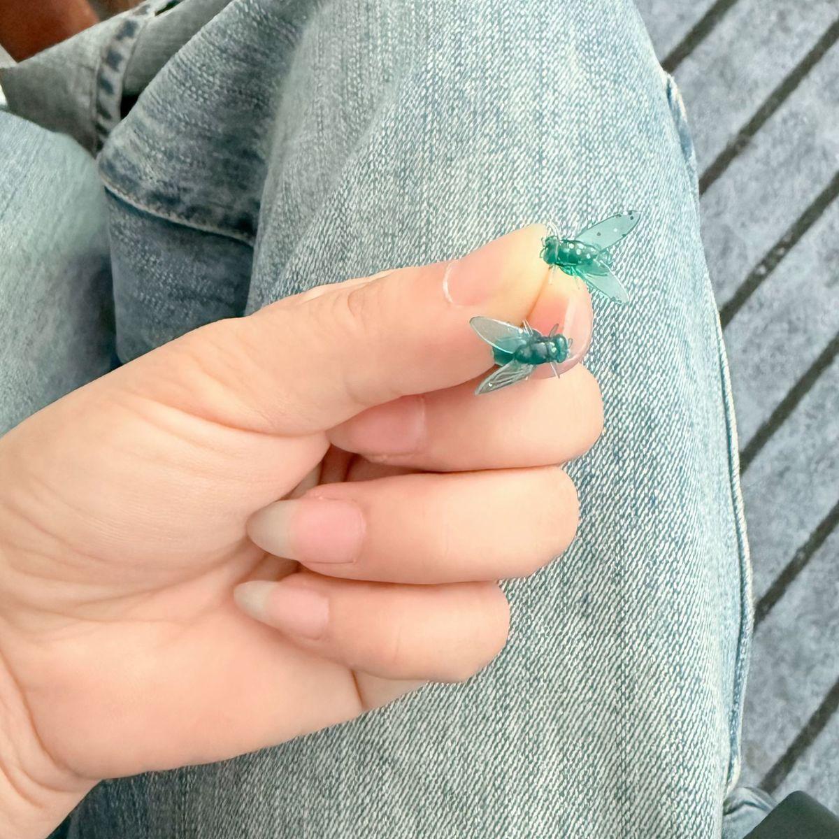 Simulated fly earrings niche design punk insect earrings earrings