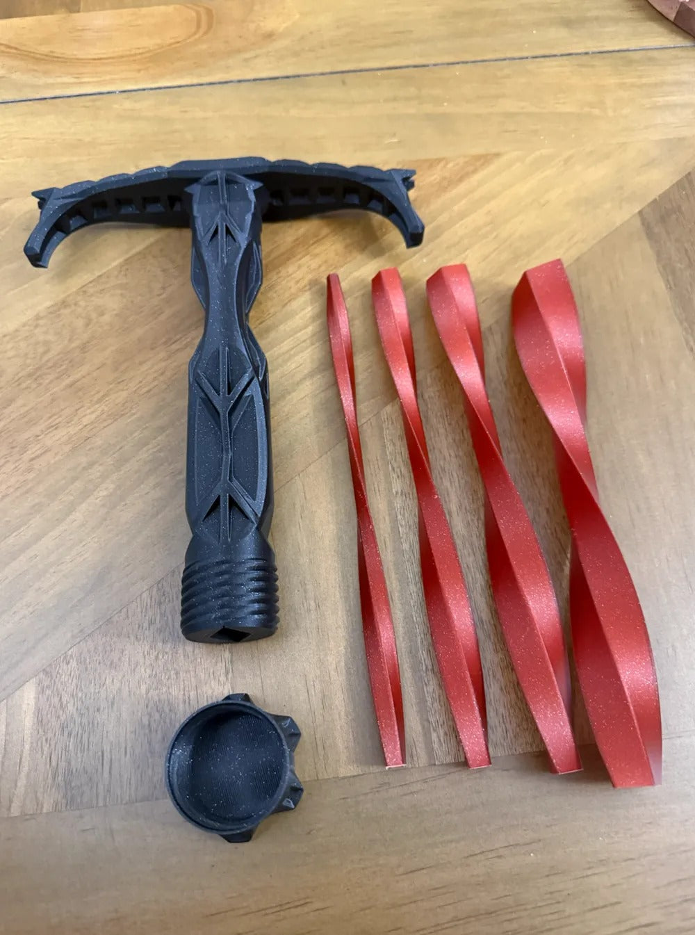 3D Printed Foldable Twisted Sword