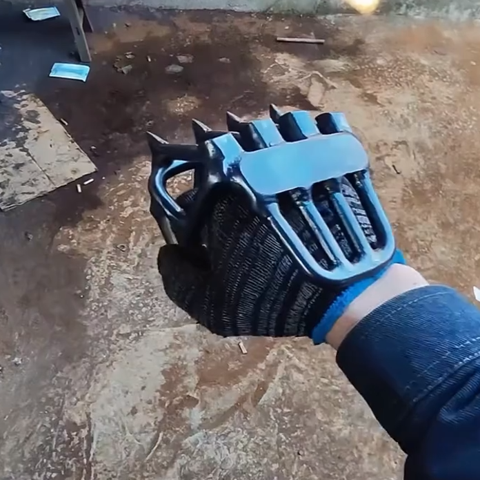 Tiger Claw Iron Fist