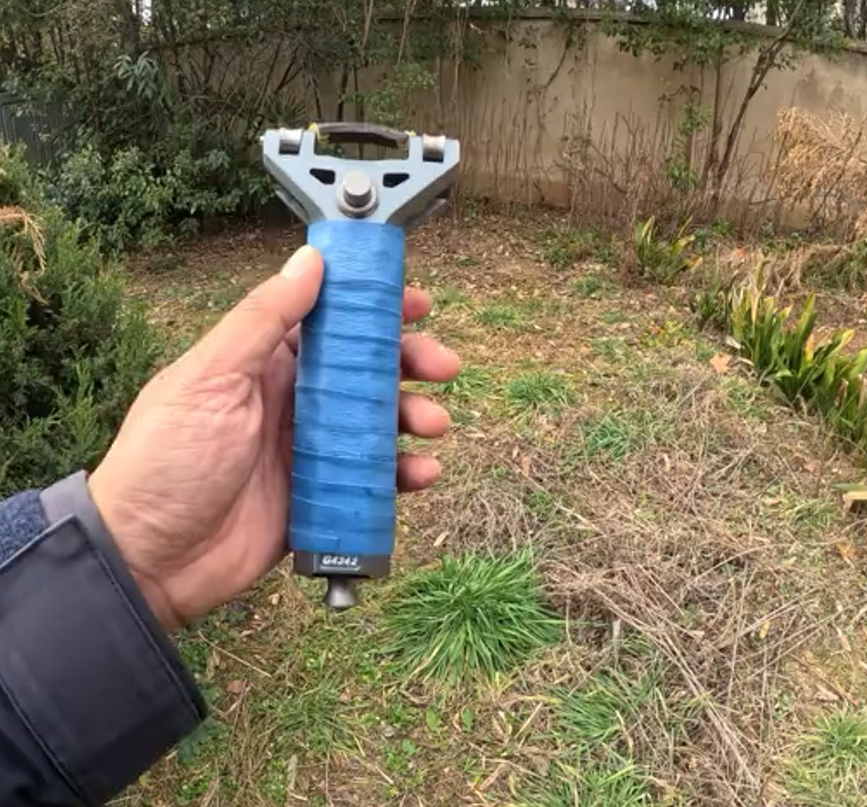 Semi-automatic slingshot