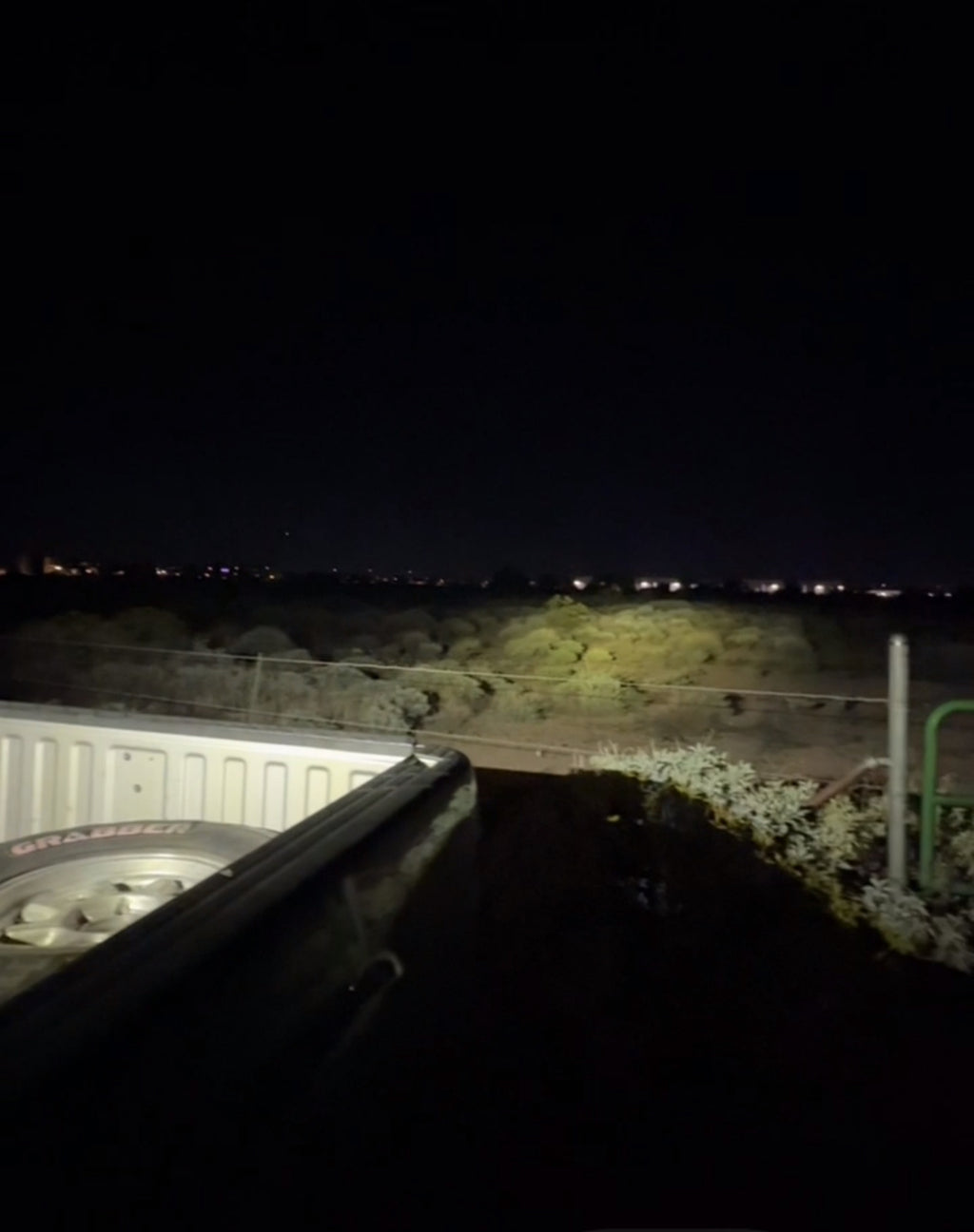 Follow lights (with 3 light clusters)