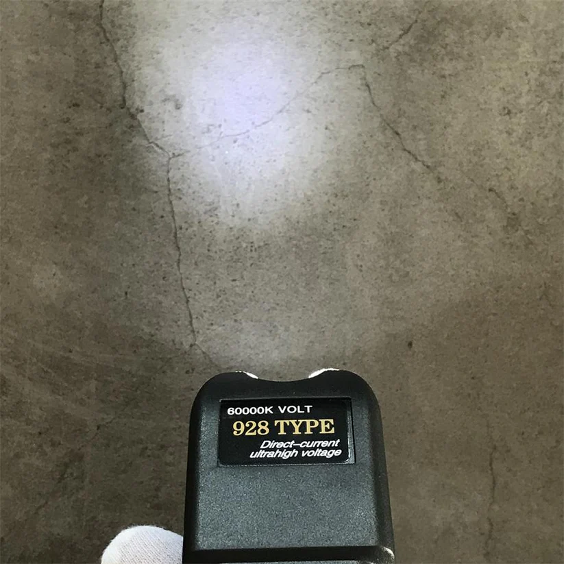 High-power multi-functional self-defense flashlight