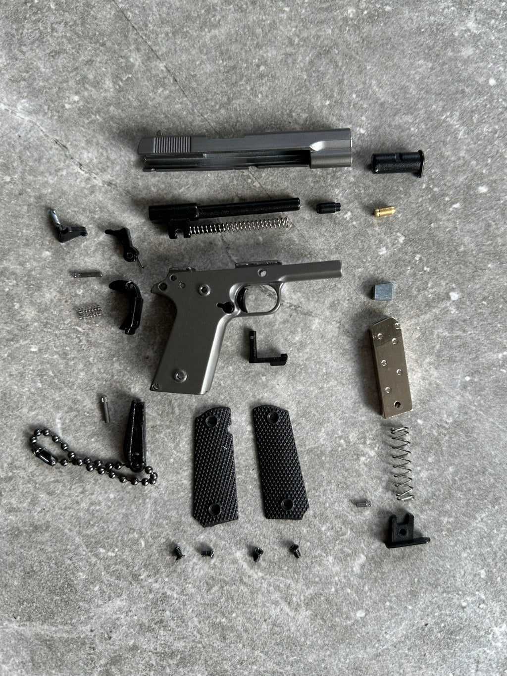 Mini metal mechanical keychain