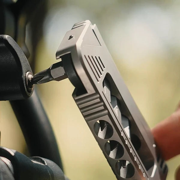 8-in-1 Titan Pocket DIY Tool
