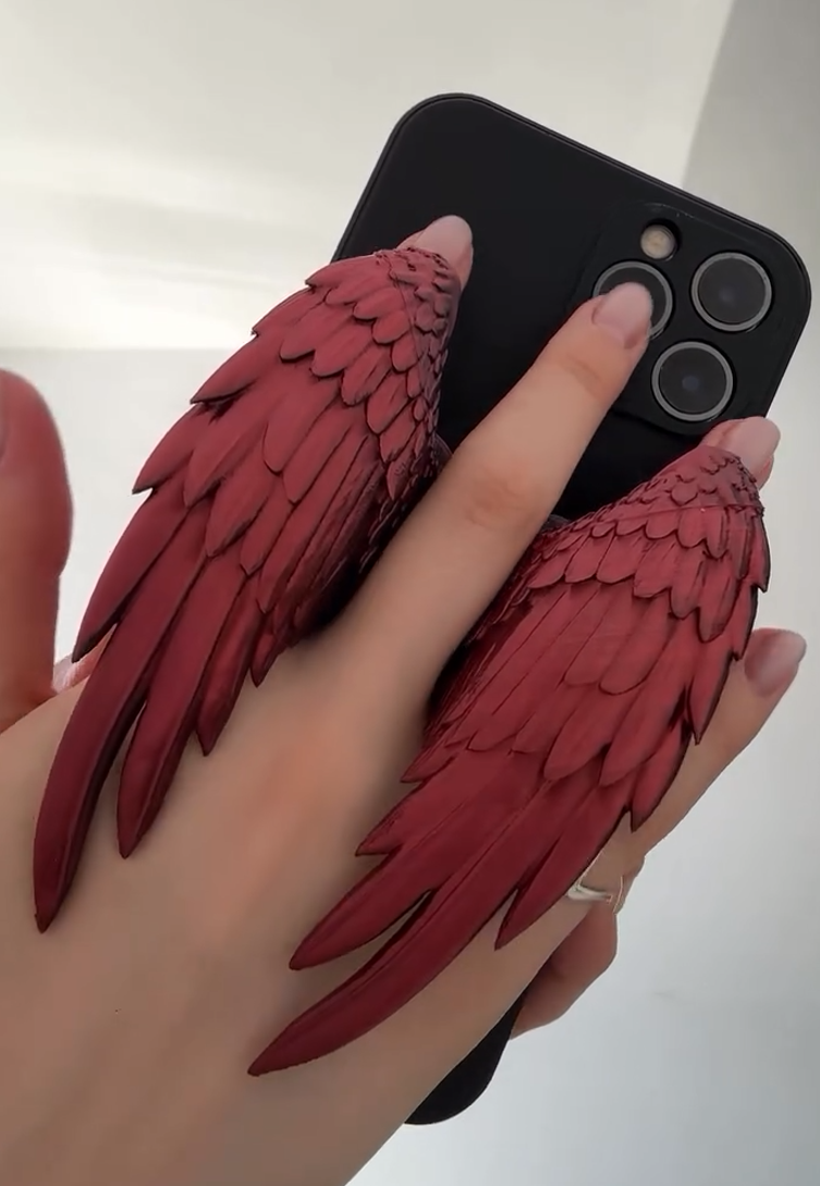 Magnetic MagSafe Phone Grip/Stand – Angel Wings Design