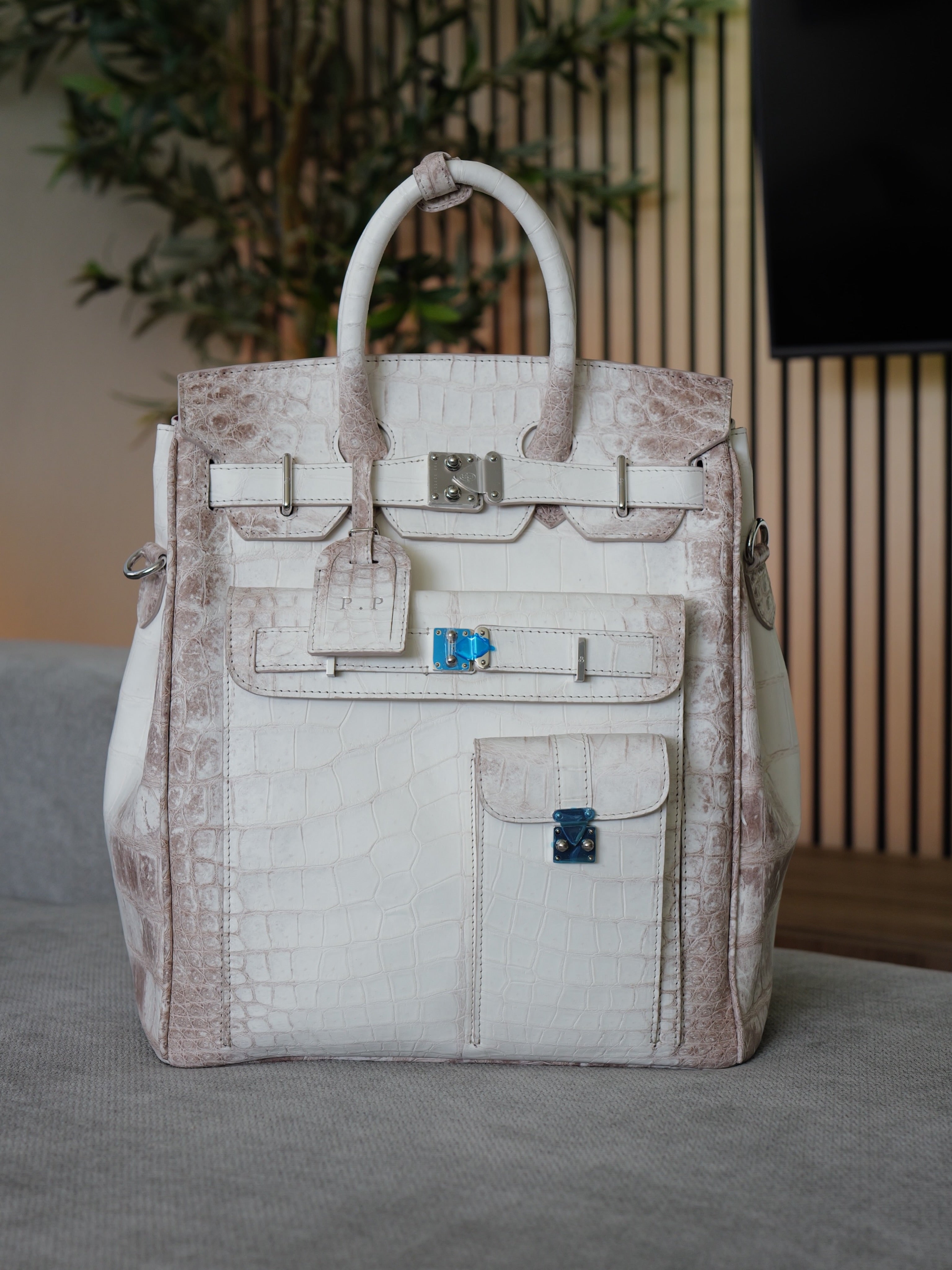 Luxury genuine leather multi-pocket handbag