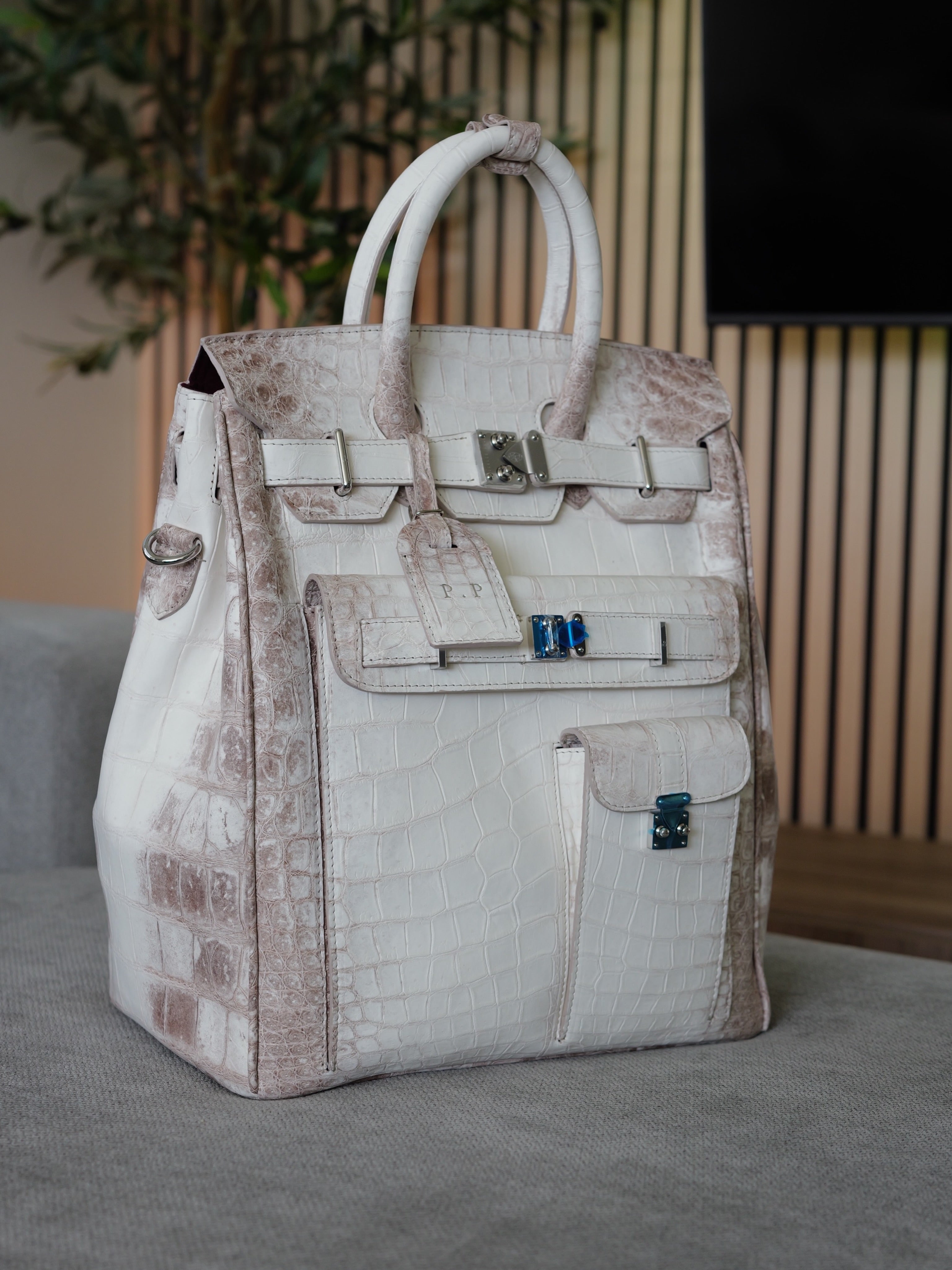 Luxury genuine leather multi-pocket handbag