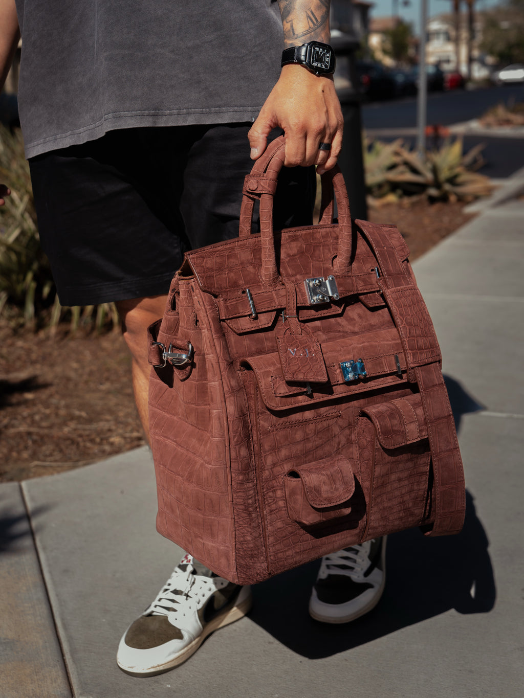 Luxury genuine leather multi-pocket handbag