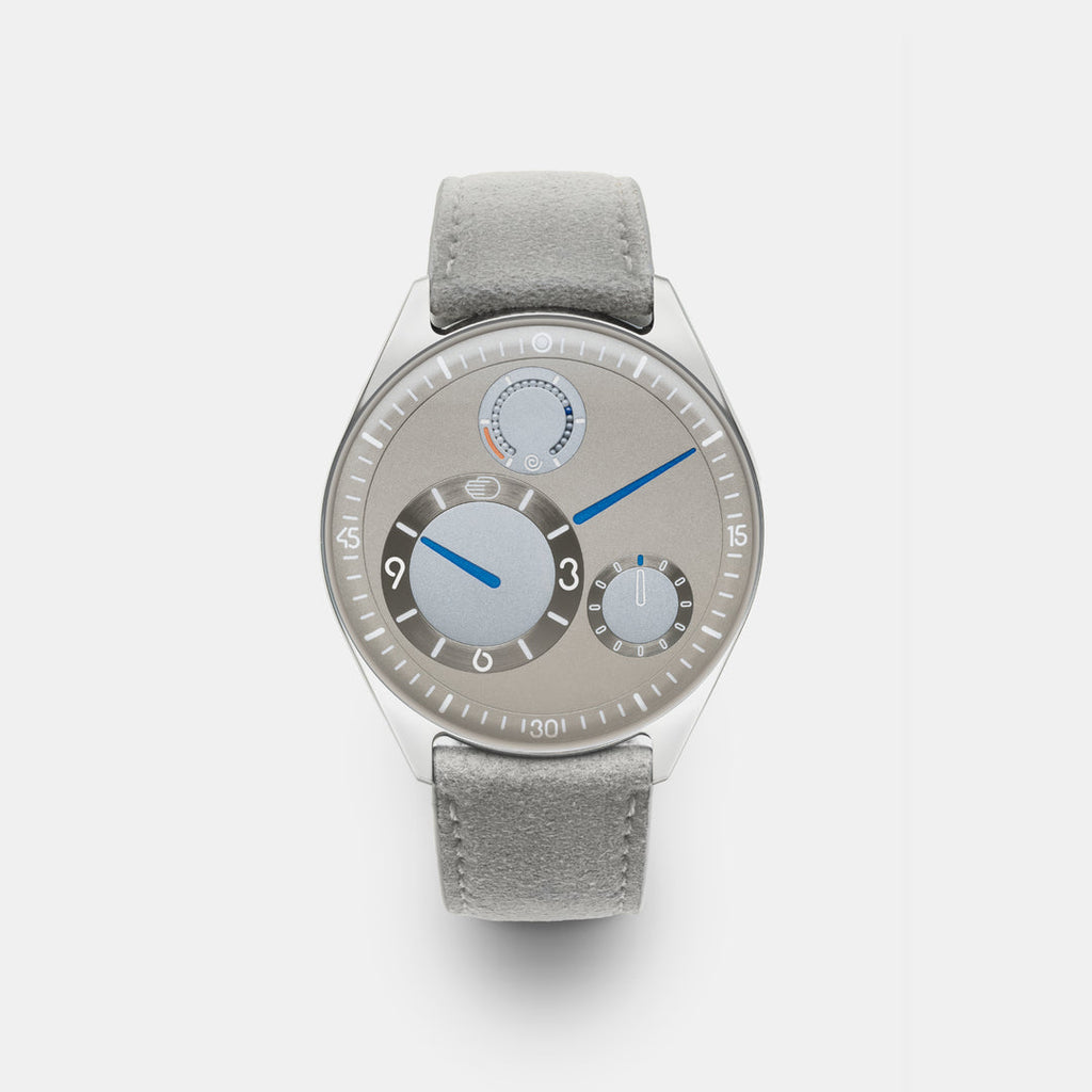 Men's watch with a titanium case